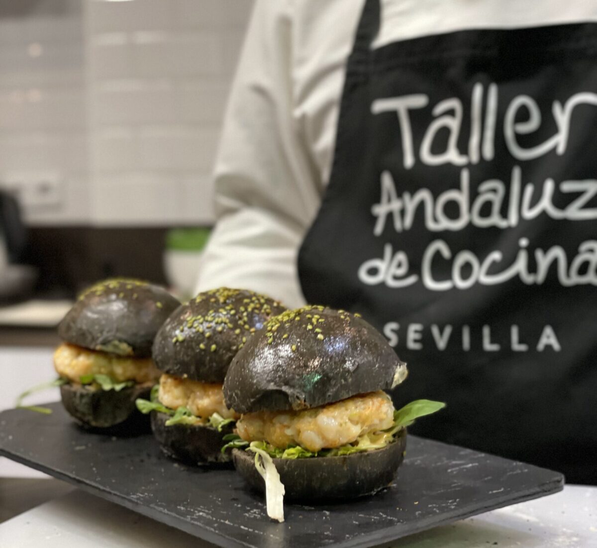 La evolución de las hamburguesas: de comida rápida a experiencia gourmet La evolución de las hamburguesas: de comida rápida a experiencia gourmet